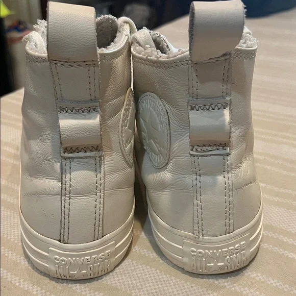 Converse Chuck Taylor All Star Leather Hightop Sneakers size 6.5 women’s - Picture 3 of 8